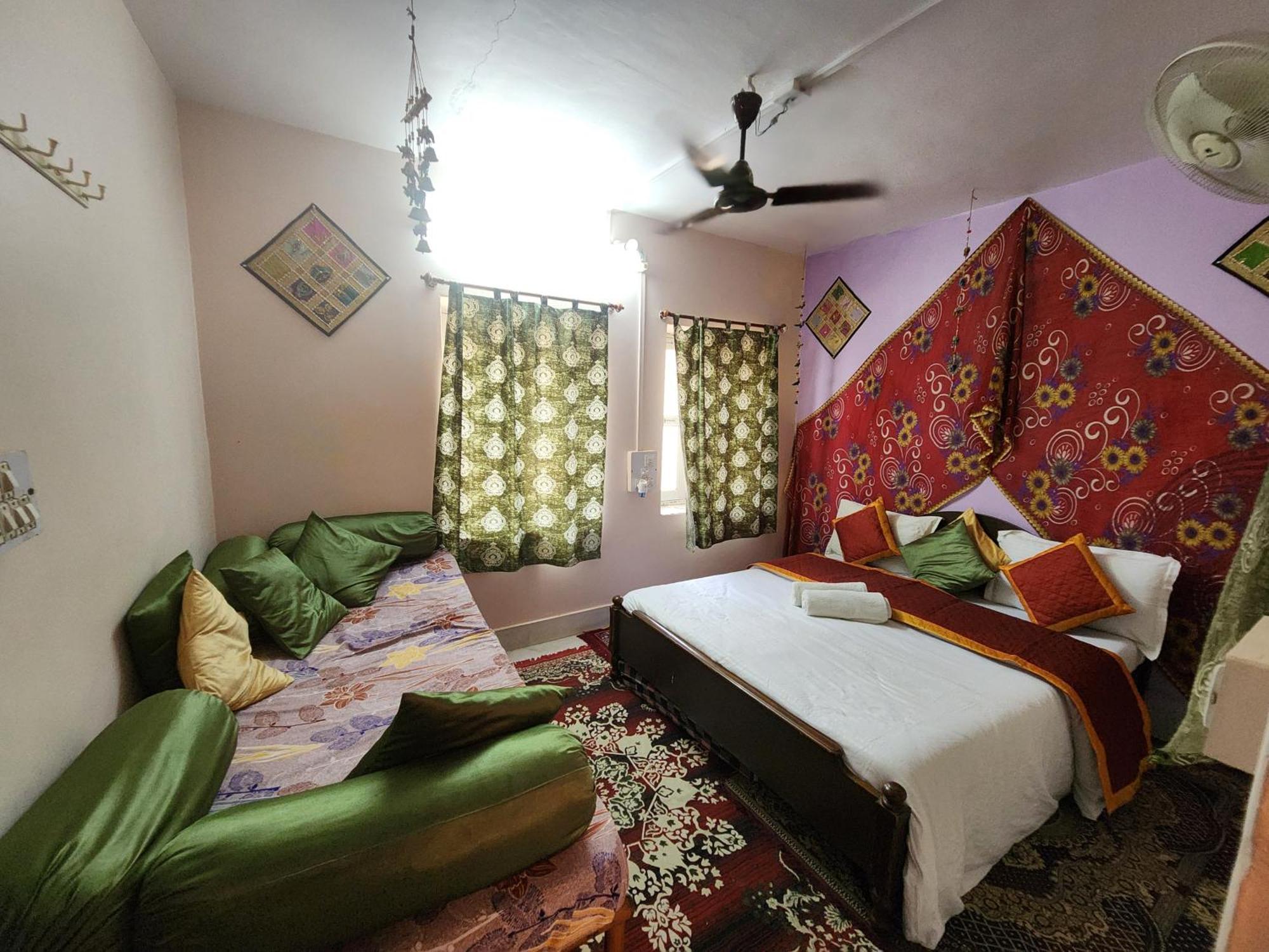 Diamond Guest House Jaisalmer Bagian luar foto