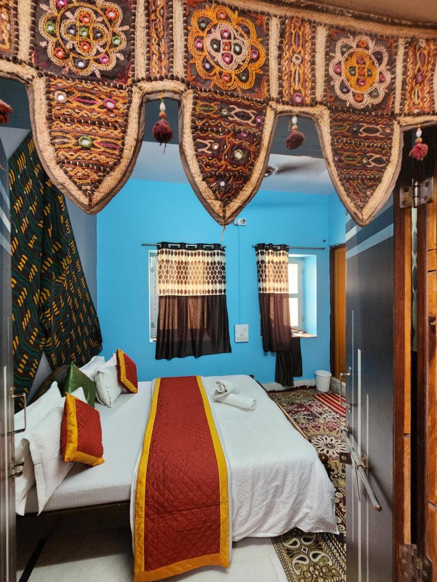 Diamond Guest House Jaisalmer Bagian luar foto
