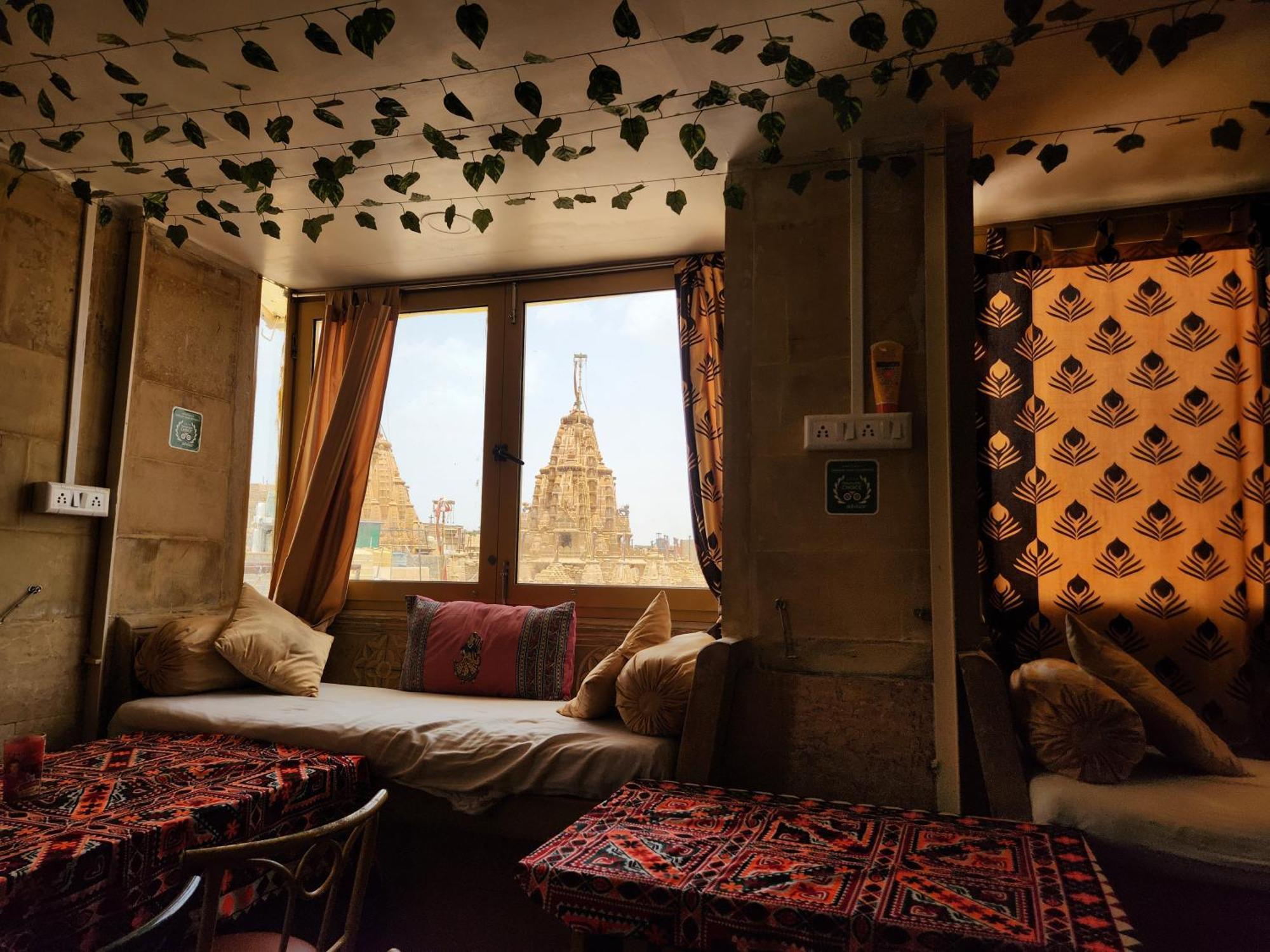 Diamond Guest House Jaisalmer Bagian luar foto
